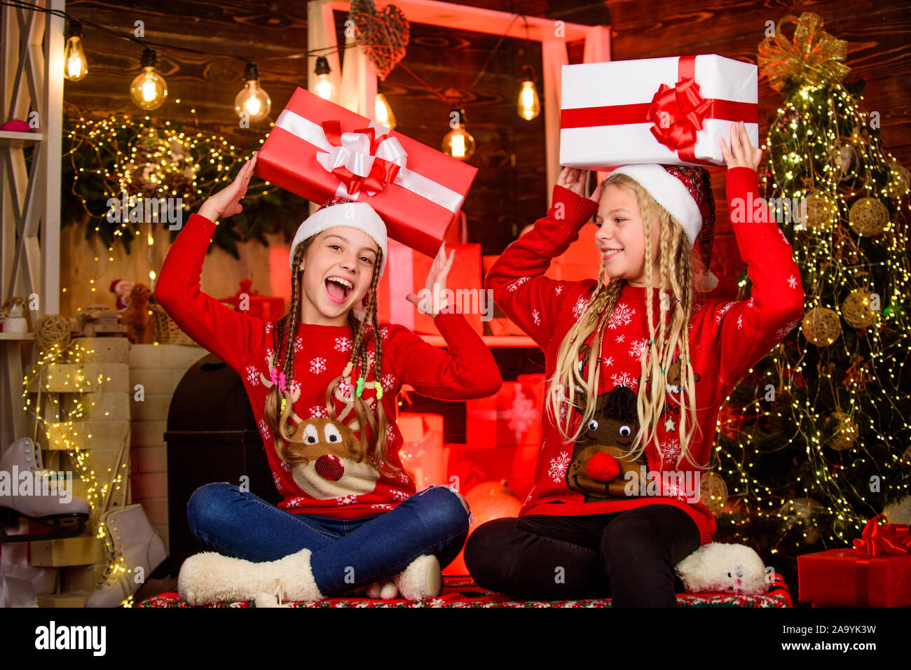 Funny kid girls year hi-res stock photography and images - Alamy
