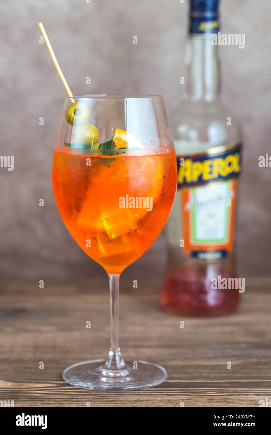 Aperol Spritz Bottle High Resolution Stock Photography and Images - Alamy