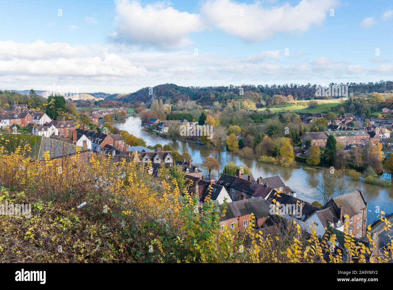 View of the River Severn running through Bridgnorth, Shropshire from the High Town Stock Photo
