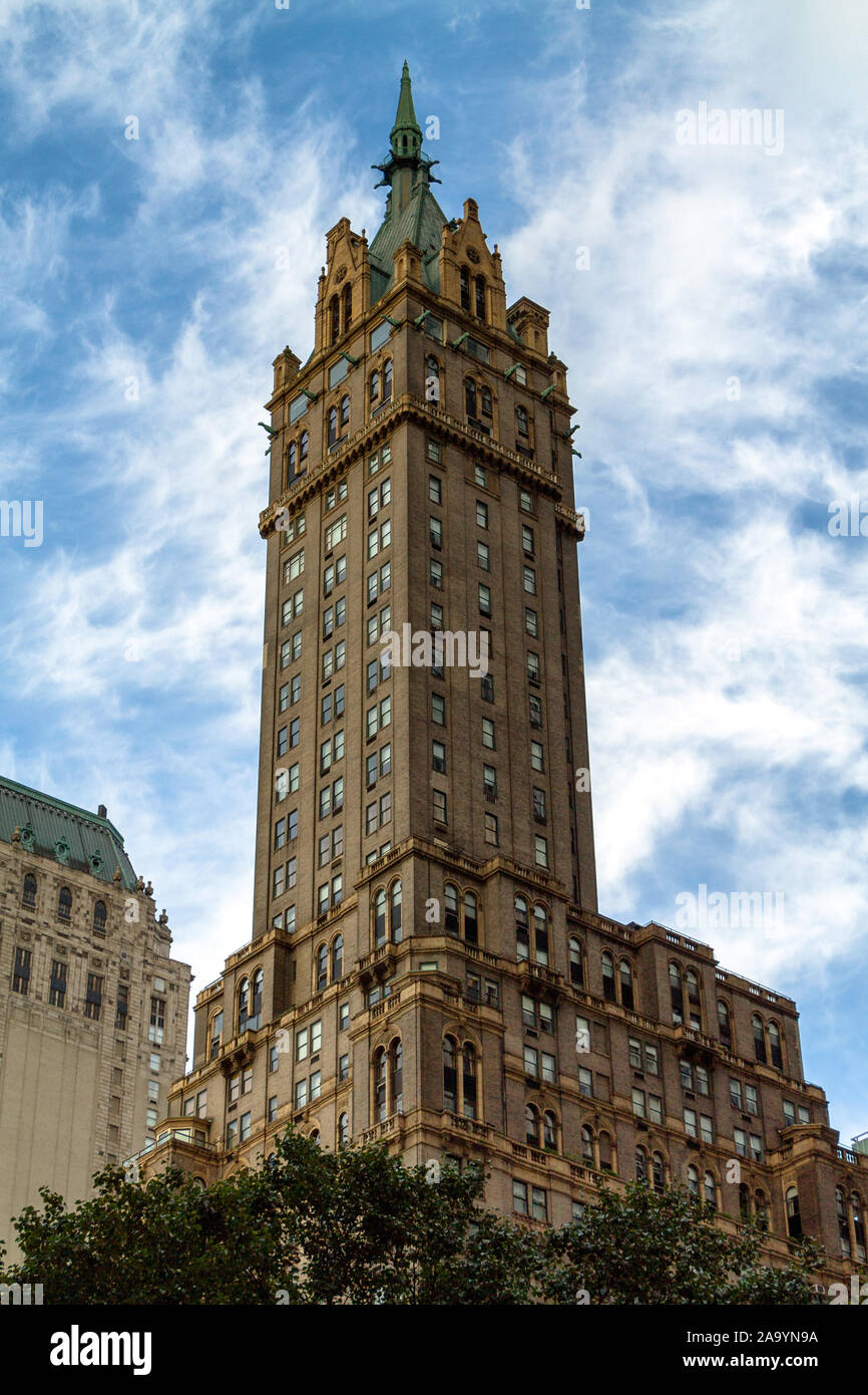 The Sherry-Netherland hotel building on a summer late afternoon Stock Photo