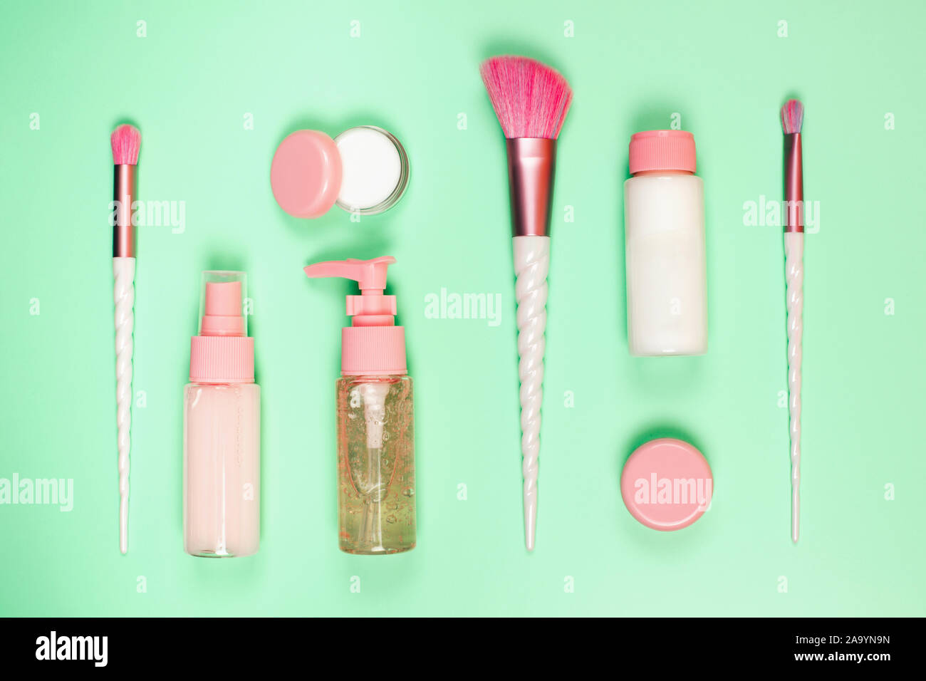 Usage overview hi-res stock photography and images - Alamy