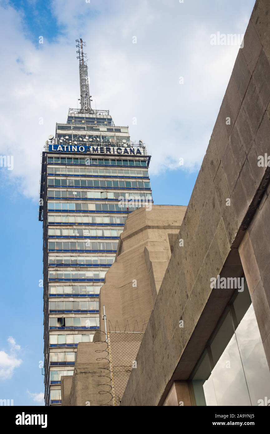 Latin american tower hi-res stock photography and images - Alamy