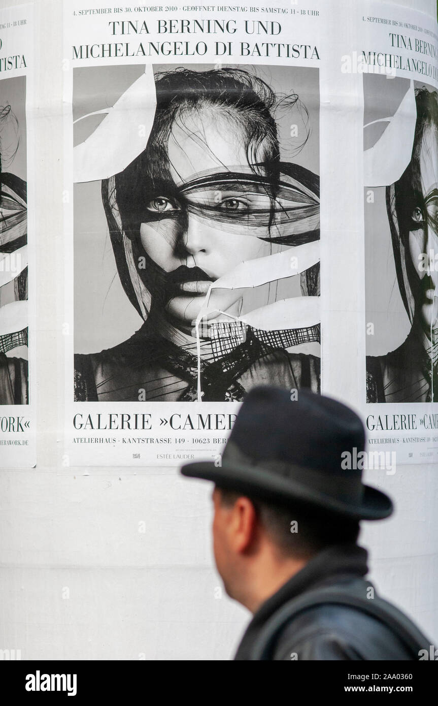 Camera Work Contemporary Photographic Gallery, Building exterior in