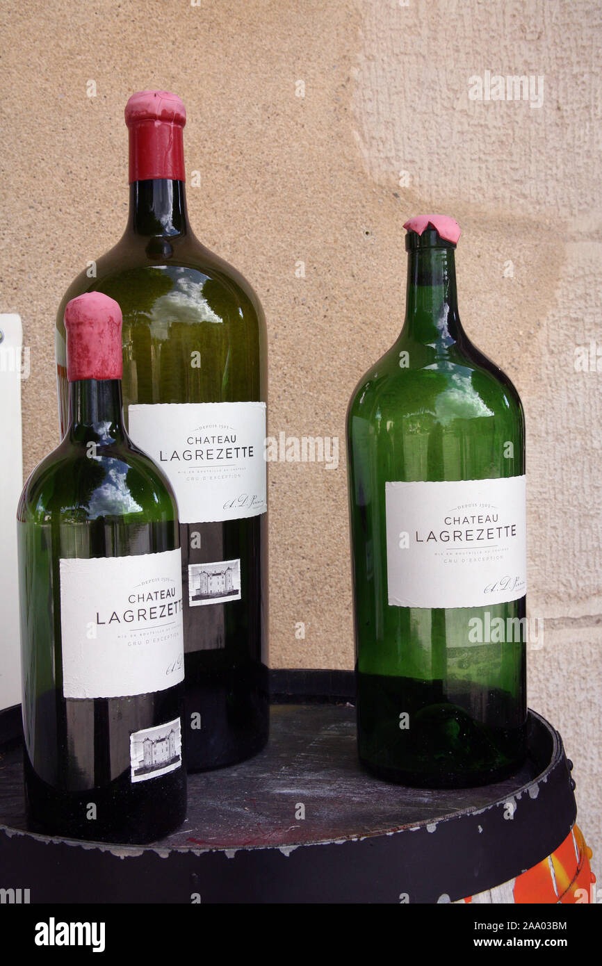 Malbec Wine, Chateau Lagrezette, Caillac, France Stock Photo