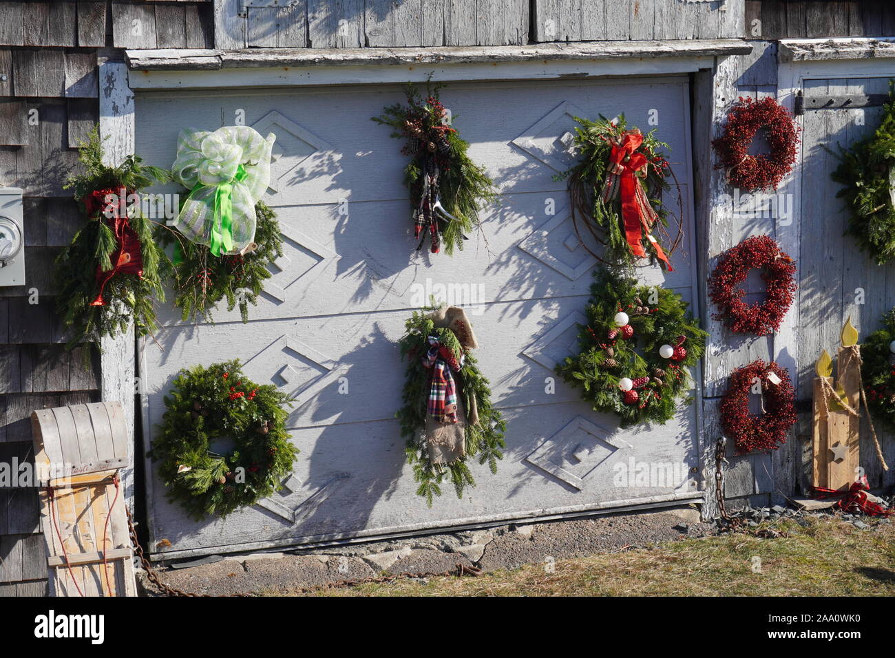 Real Wreaths High Resolution Stock Photography and Images Alamy