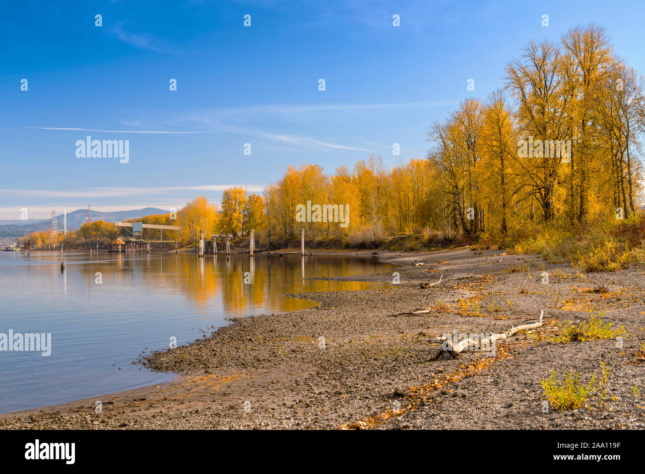 Autumn colors in a landscape with Mt. Hood Oregon state Stock Photo Alamy