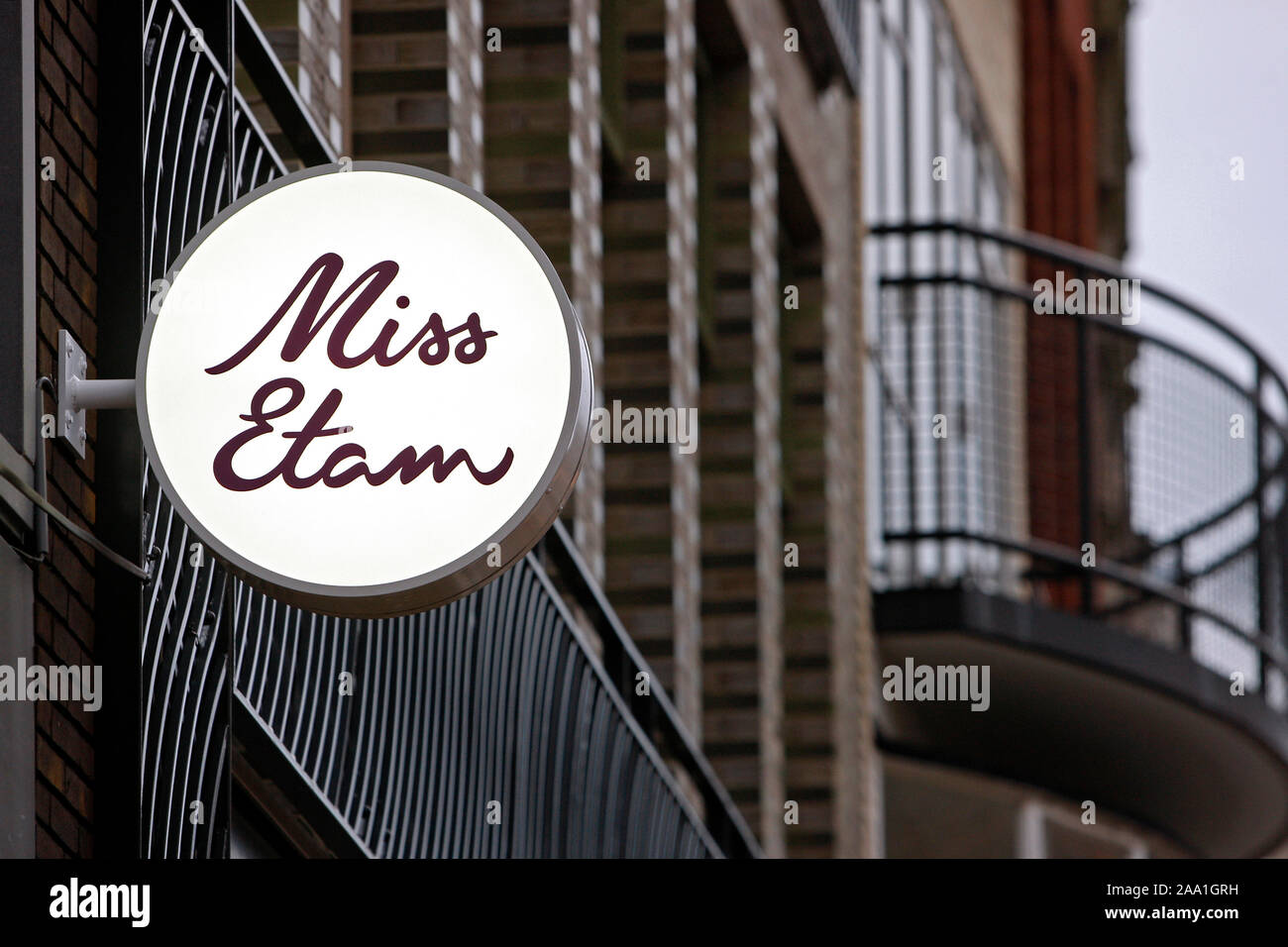 Miss etam hi-res stock photography and images - Alamy
