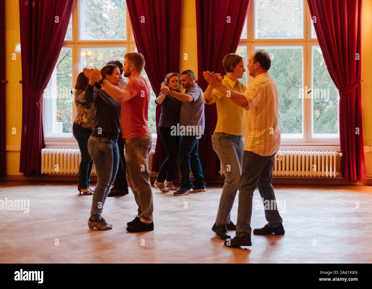 Cha cha cha dance hires stock photography and images Alamy