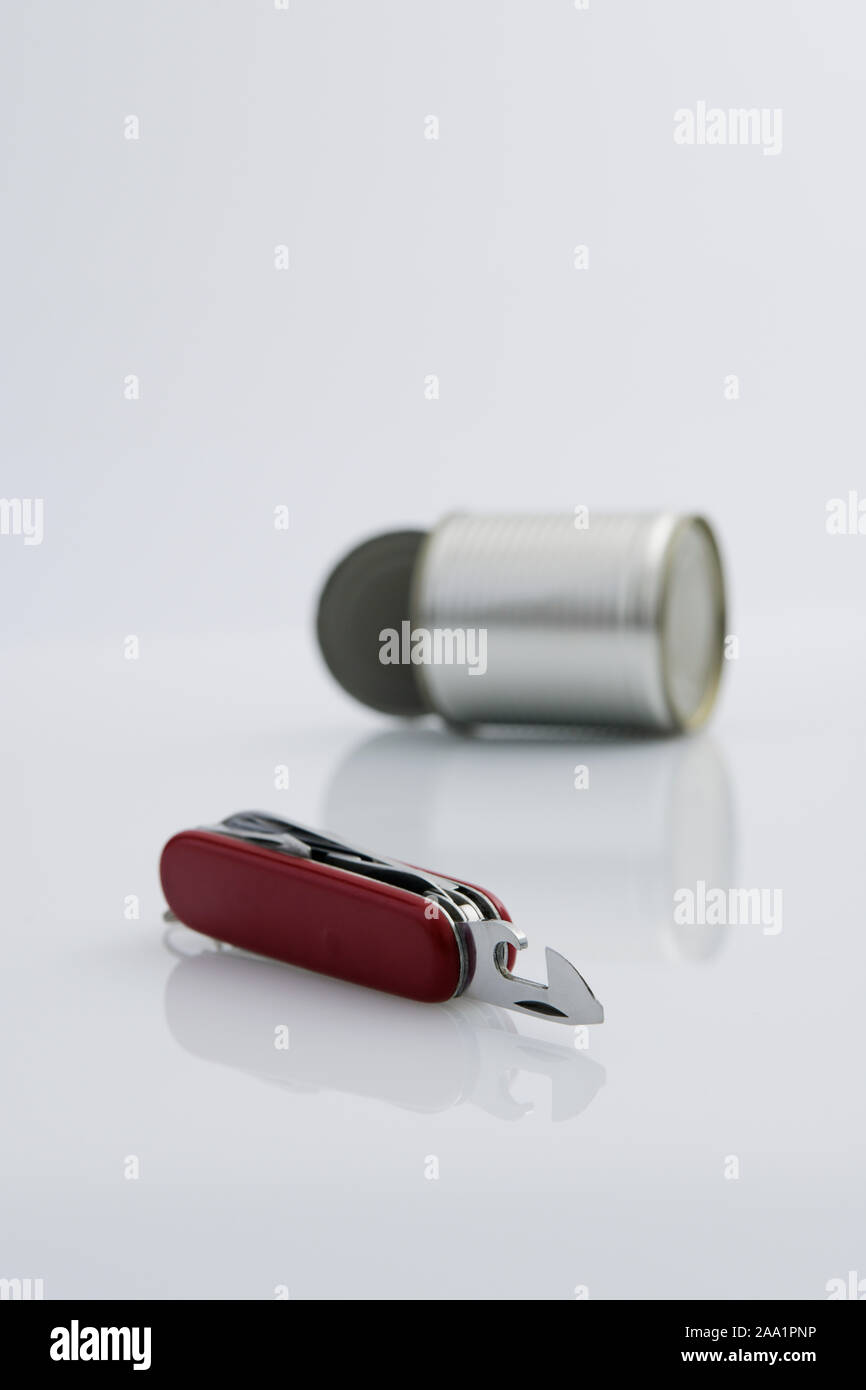 Electric can opener hi-res stock photography and images - Alamy