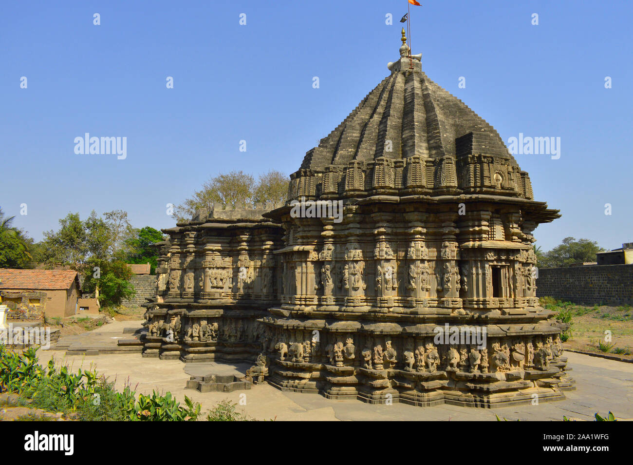 Carved exterior view of Kopeshwar Temple, Khidrapur, Maharashtra Stock Photo