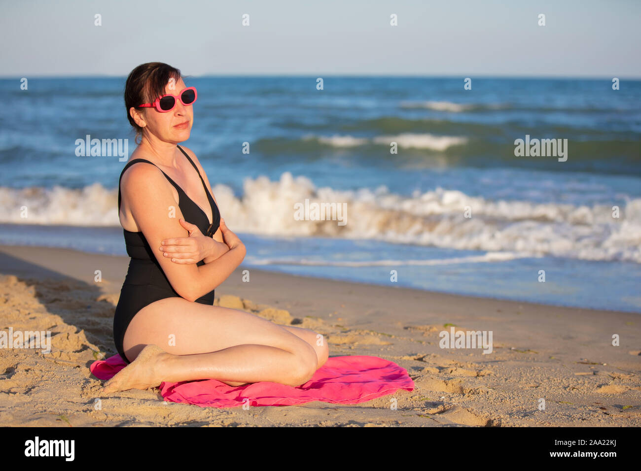 Mature woman summer swimsuit hi-res stock photography and images Porn Photo