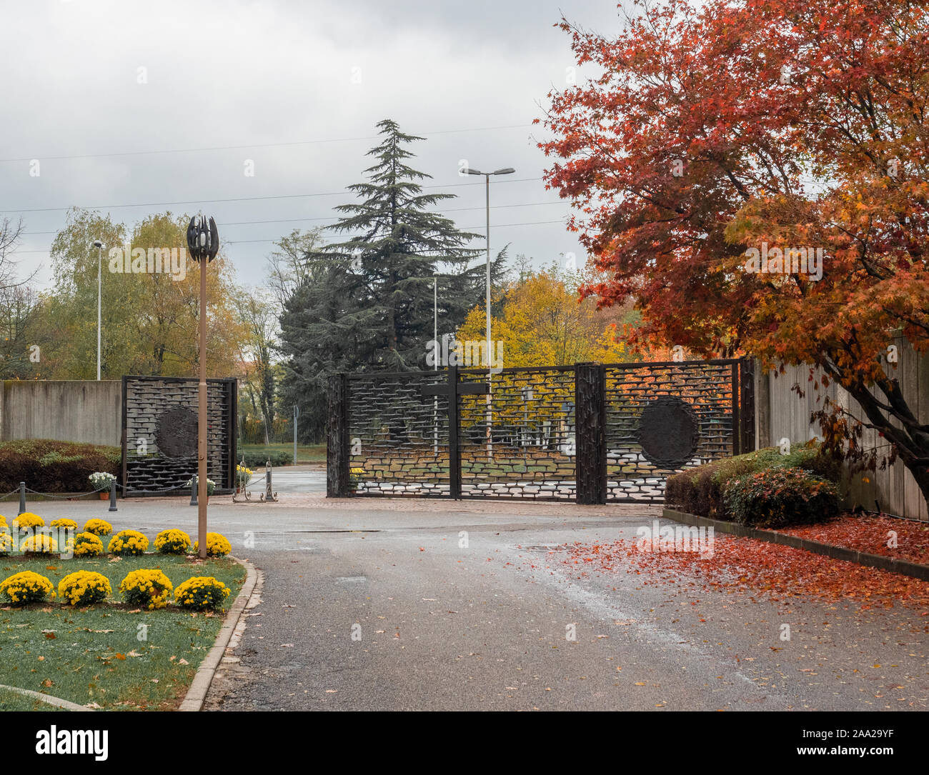 Rainy day scenery hi-res stock photography and images - Alamy