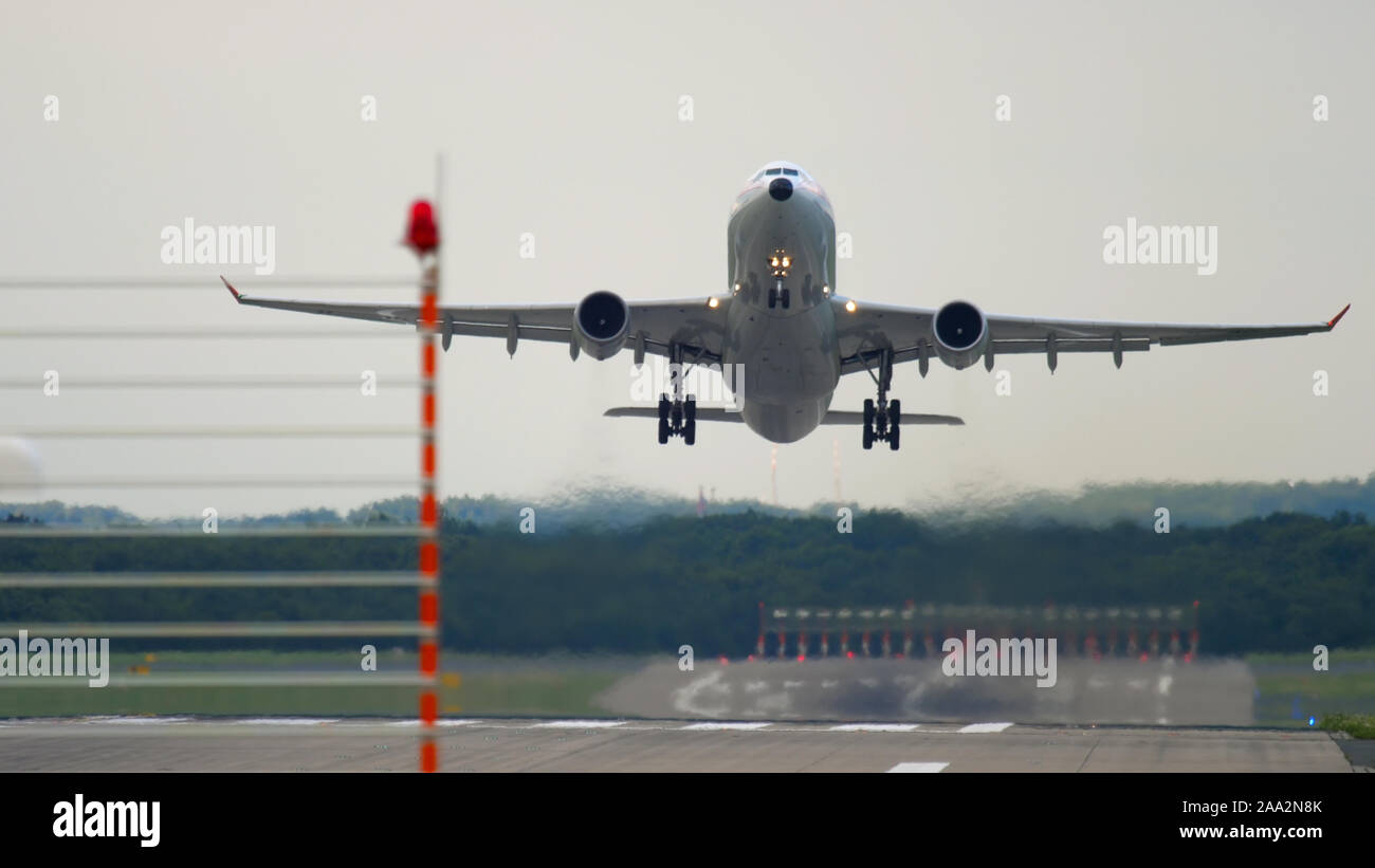 Airbus Turkish Airlines departure Stock Photo