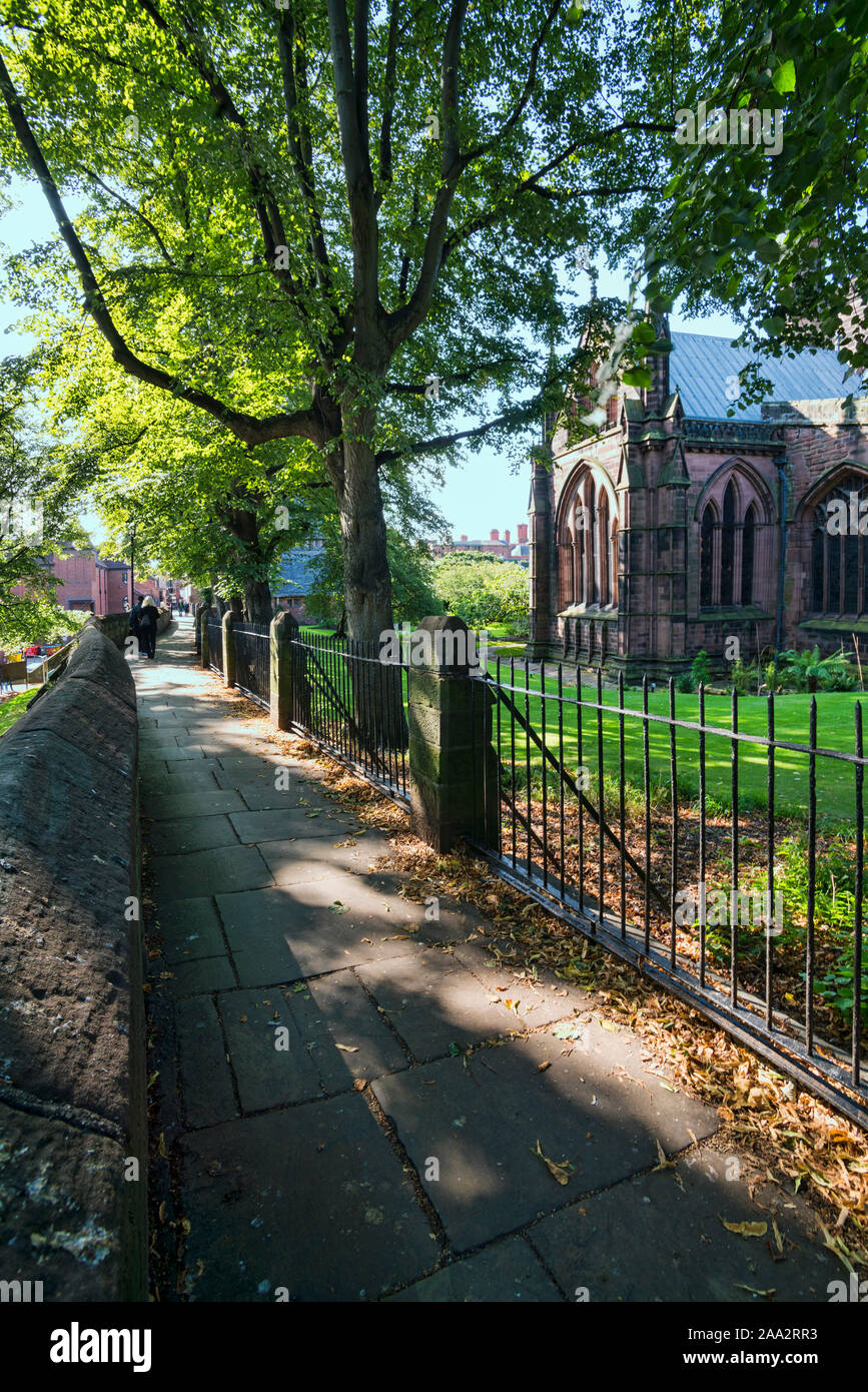 City walls chester uk hi-res stock photography and images - Alamy