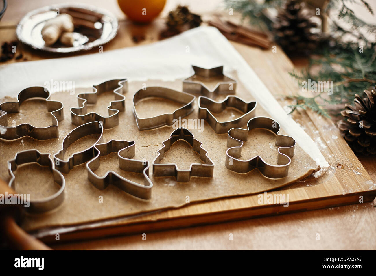 Metal christmas cookie cutters online
