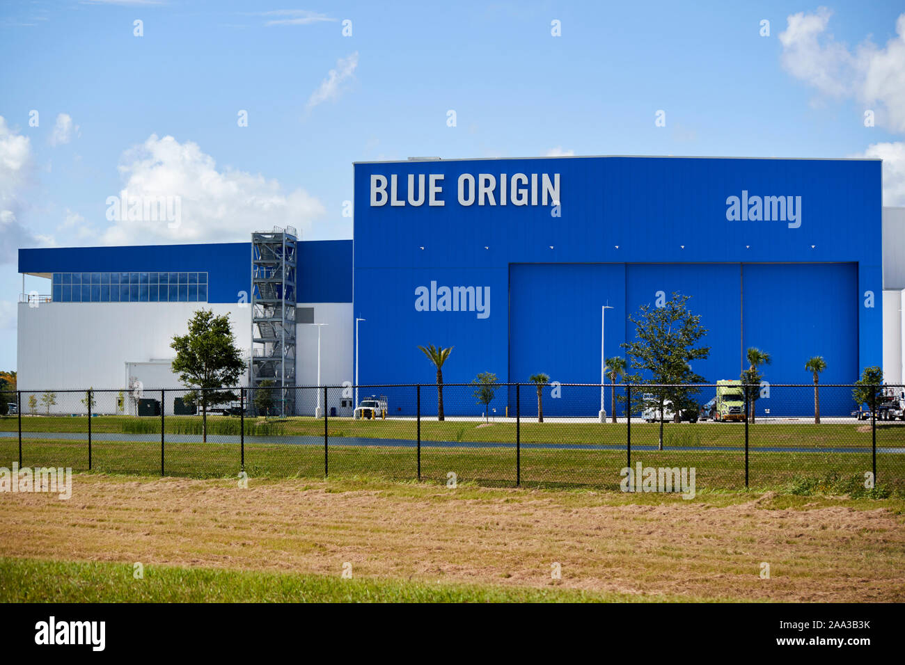 Blue origin manufacturing facility hires stock photography and images