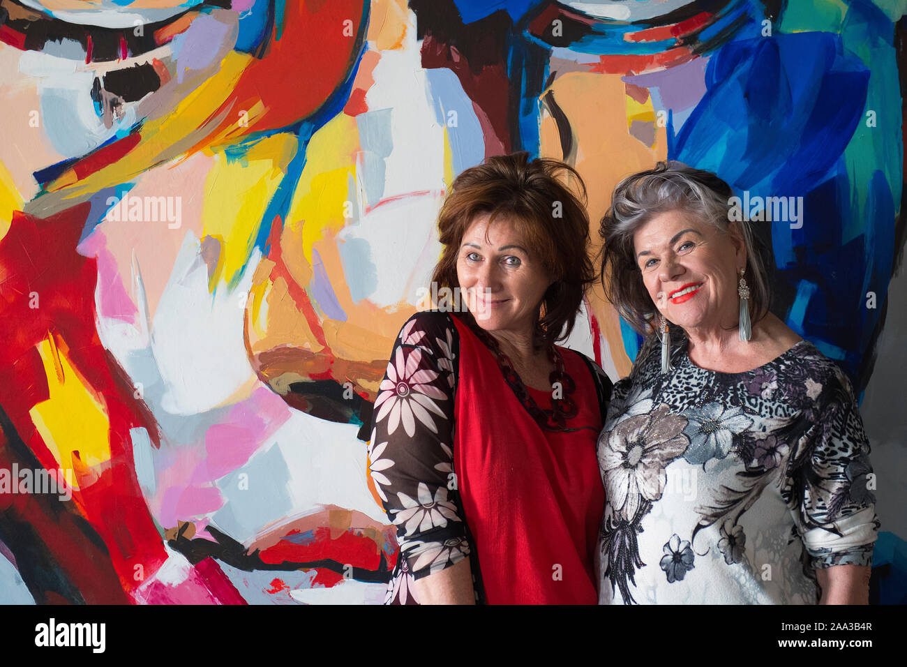 Painting of two ladies hi-res stock photography and images - Alamy