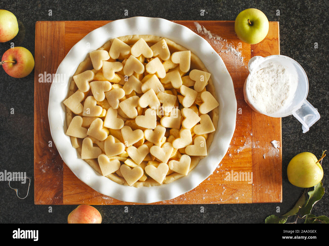 Overhead view of a raw apple pie ready to go into the oven Stock Photo