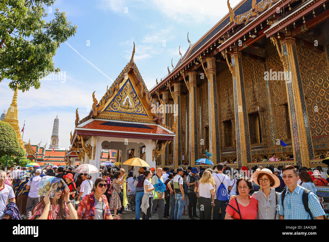 BANGKOK/THAILAND - 18th Nov, 2019 : Travelling to Emerald Buddha Statue, Grand Palace, Bangkok, Thailand. Stock Photo