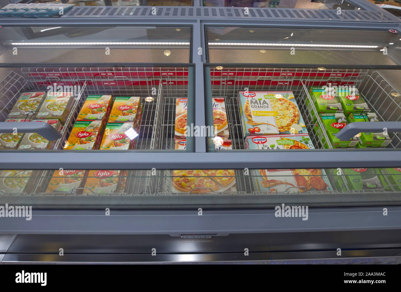 Frigo hi-res stock photography and images - Page 2 - Alamy