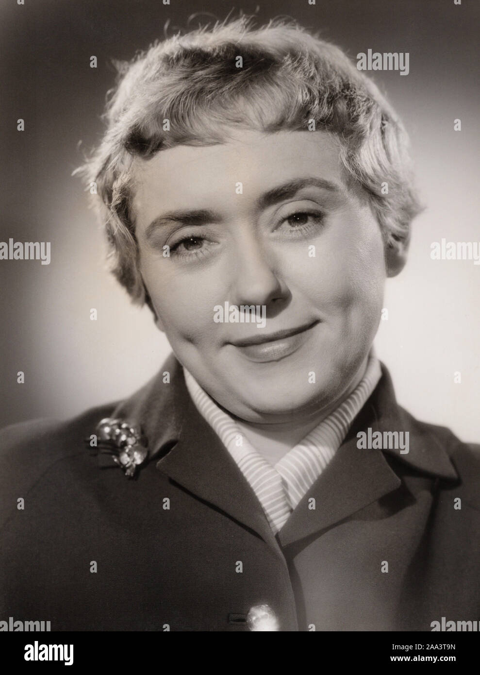 Johanna König, deutsche Schauspielerin und Tänzerin, Deutschland um 1957.  German actress and dancer Johanna Koenig, Germany around 1957 Stock Photo -  Alamy