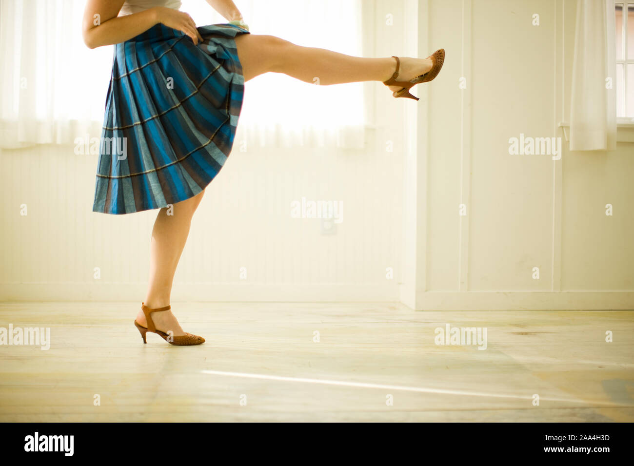 Woman wearing skirt high heels hi-res stock photography and images - Alamy