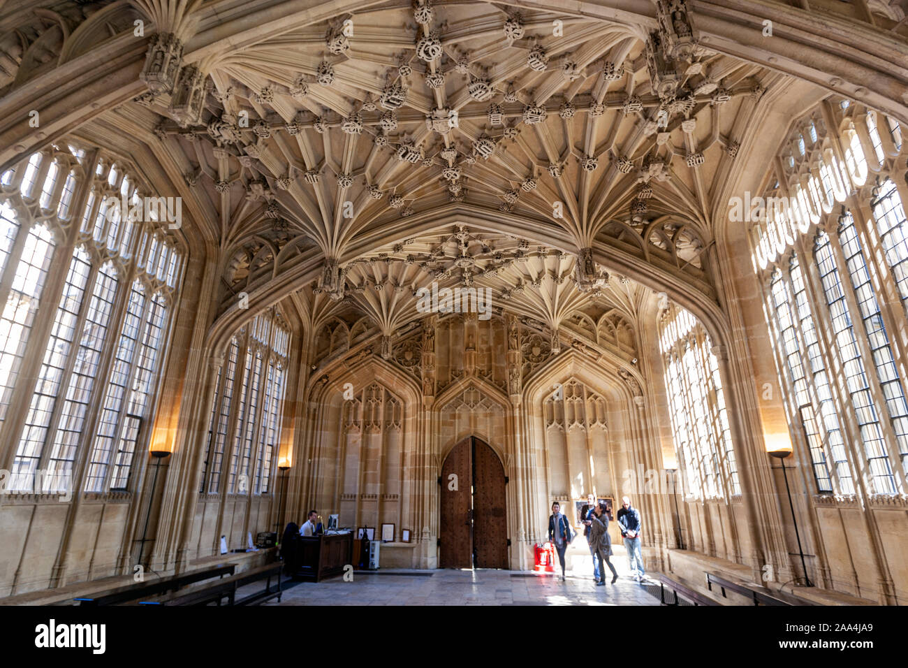 Perpendicular style hires stock photography and images Alamy