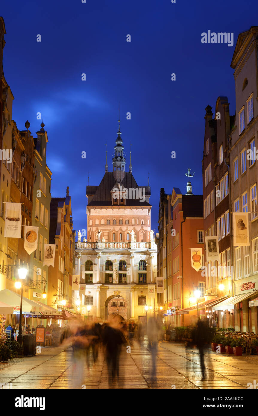 Dlugi Targ (Long Market street) and the Amber Museum, in the former prison tower. Gdansk, Poland Stock Photo