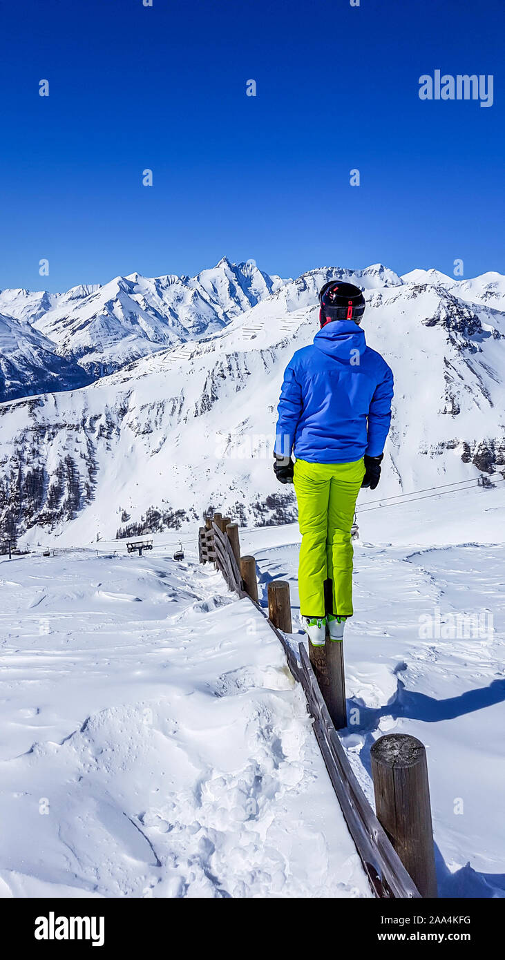 Apres ski chic 💙❄️  Apres ski outfits, Skiing outfit, Apres