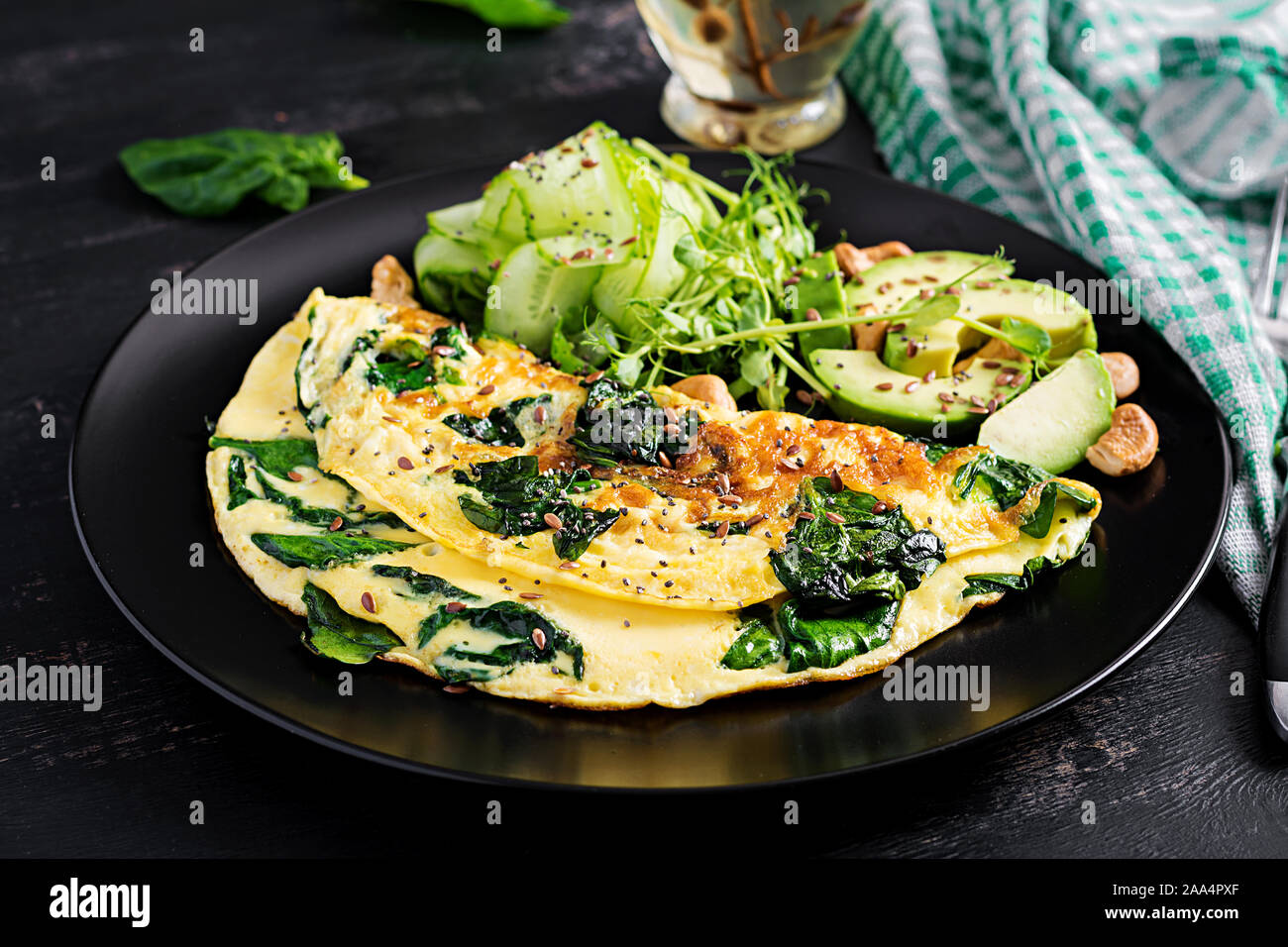 Scrambled Egg Spinach Avocado High Resolution Stock Photography And Images Alamy Scrambled Egg Spinach Avocado High Resolution Stock Photography And Images Alamy