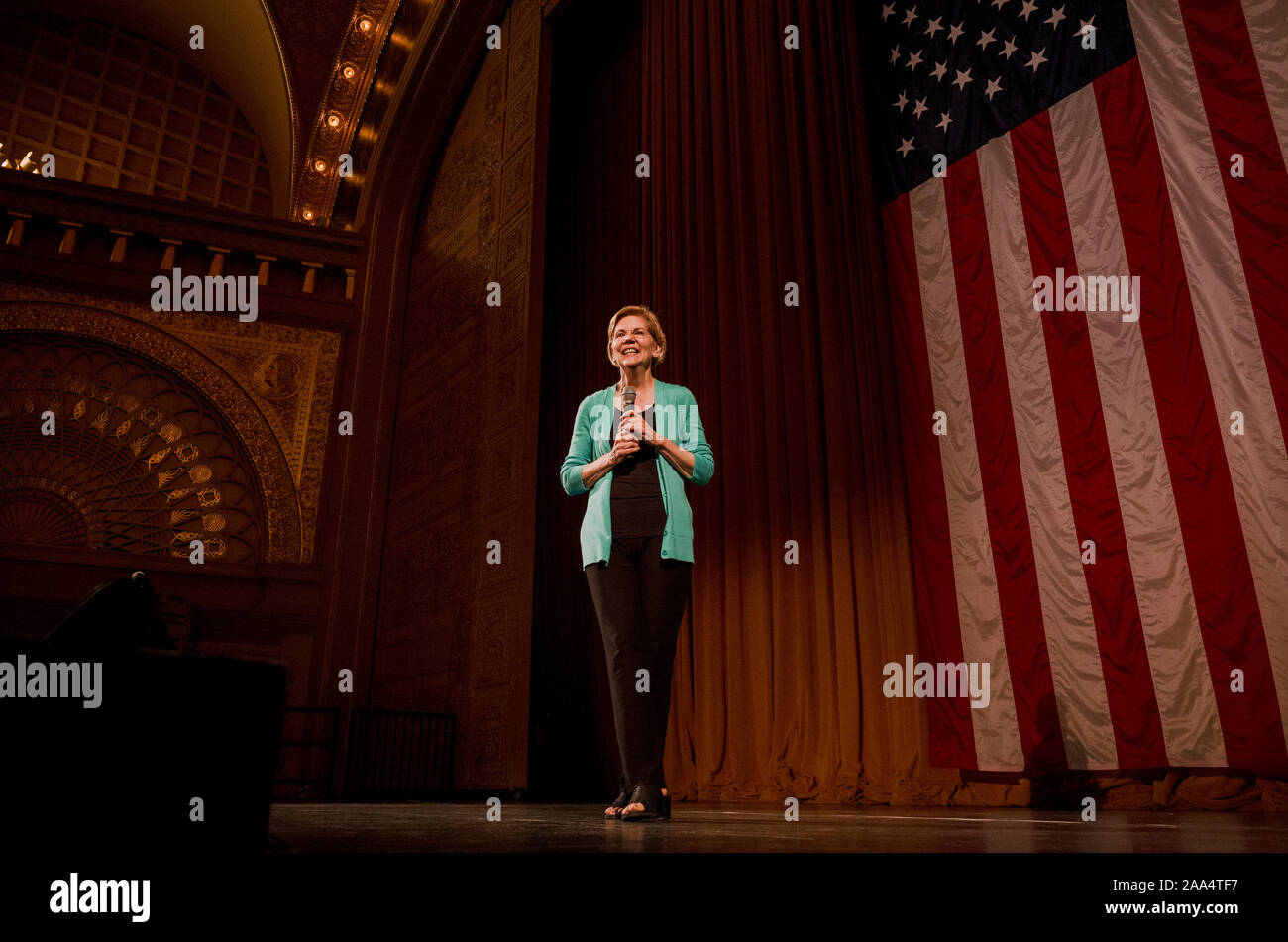 Democratic Party presidential candidate Elizabeth Warren delivers her stump speech to a full Auditorium Theatre in Chicago, Illinois, USA 29 June 2019 Stock Photo