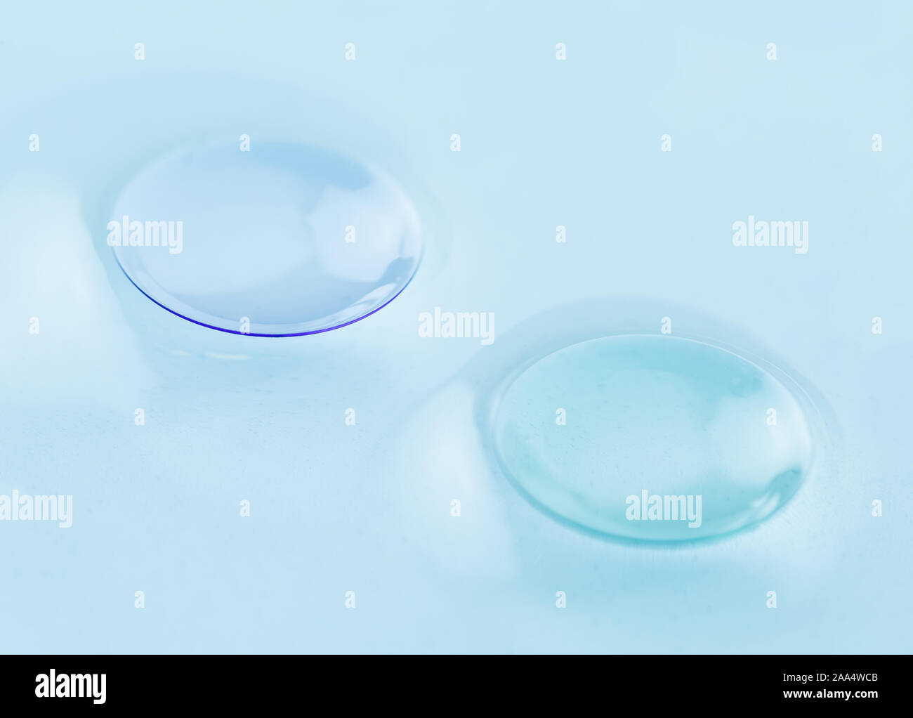 Rigid gas permeable lens hires stock photography and images Alamy