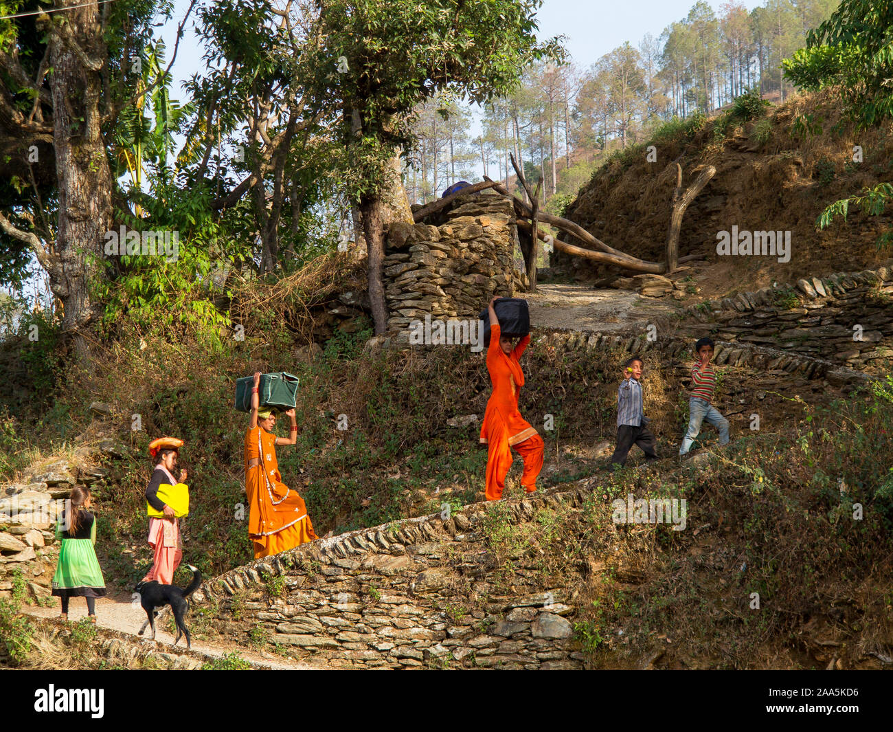 Inhabitants of Dalkanya, a remote village on the Nandhour Valley, Kumaon Hills, Uttarakhand, India Stock Photo