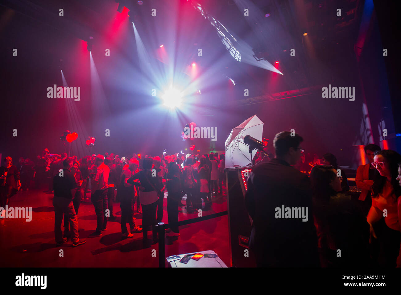 Party photo booth hi-res stock photography and images - Alamy