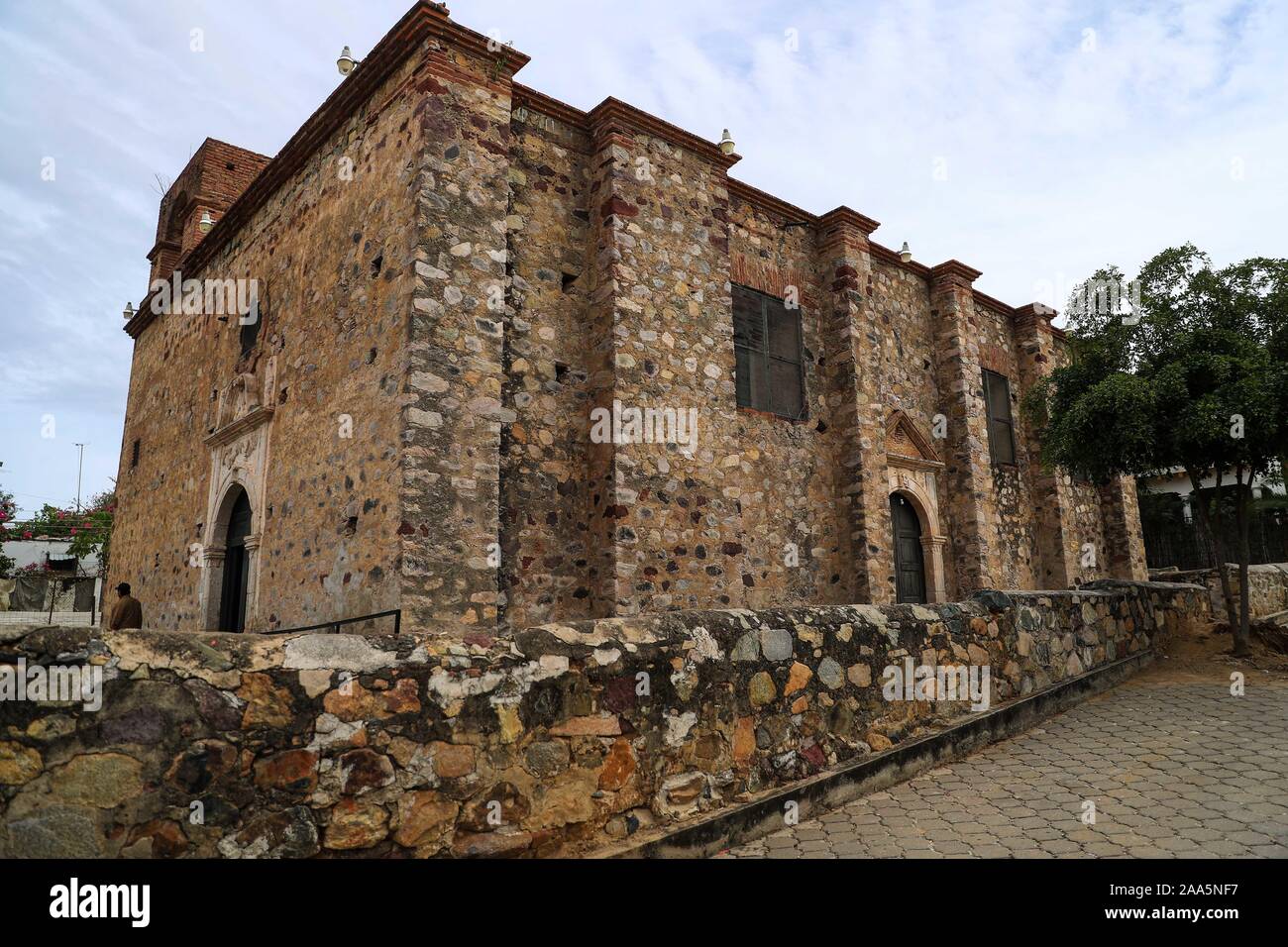 Chapel of the Virgin of the Balvanera in the La Aduana community in Alamos, Sonora Mexico. The adoration of 'La Valvanera' in Sonora is in honor of the maiden, Virgen de la Valvanera. More than 400 years ago or sixteenth century they perform invocation on November 19. From 45 to 300 kilometers are traveled by pilgrims from different cities of Sonora, Sinaloa and Chihuahua to reach the small chapel of the Virgen de la Balvanera in the community of La Aduana. The invocation is a religious celebration or celebration of a figure © (© Photo: LuisGutierrez / NortePhoto.com)  Capilla de la virgen de Stock Photo