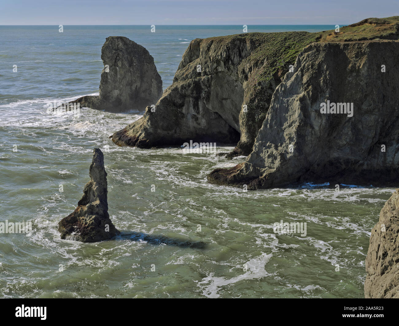 Sea stacks, sea cliffs, and beaches at Bandon, Oregon Stock Photo