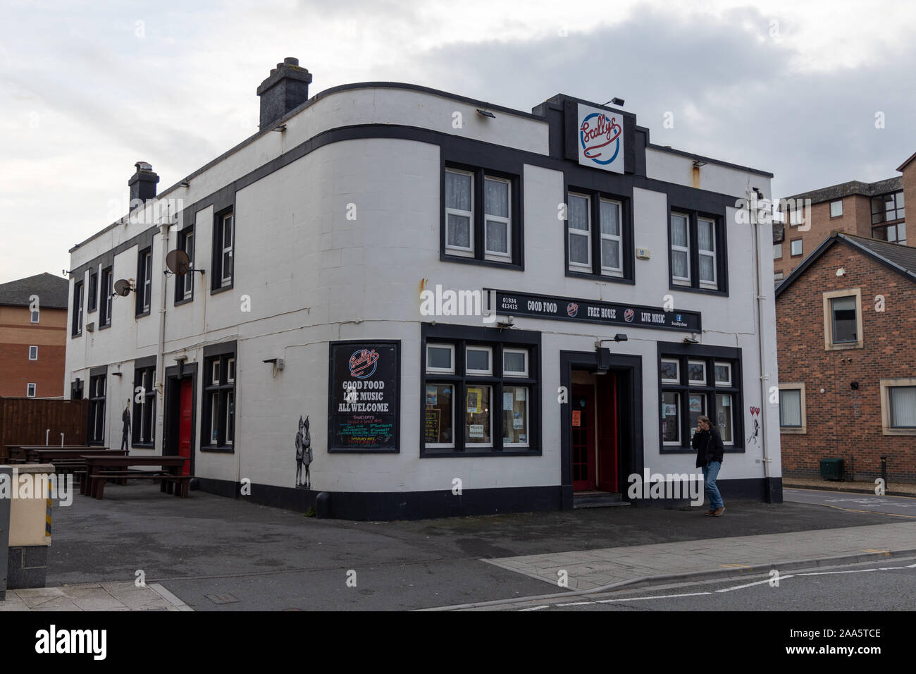 Scallys Pub, Weston Super Mare Stock Photo Alamy