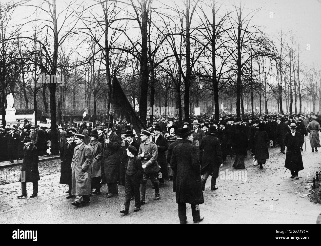 Disturbances in Berlin, Germany. Anti-Spartacans of German Democratic Party, passing through Bellevue Street ca. 1919 Stock Photo