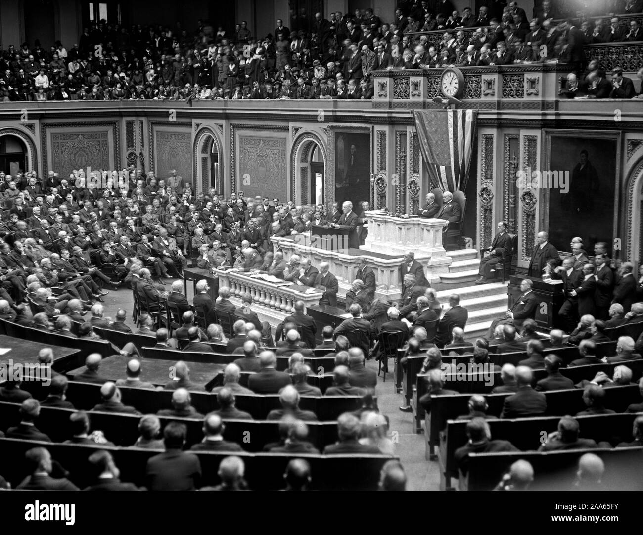President Woodrow Wilson addressing Congress ca. 19171919 Stock Photo