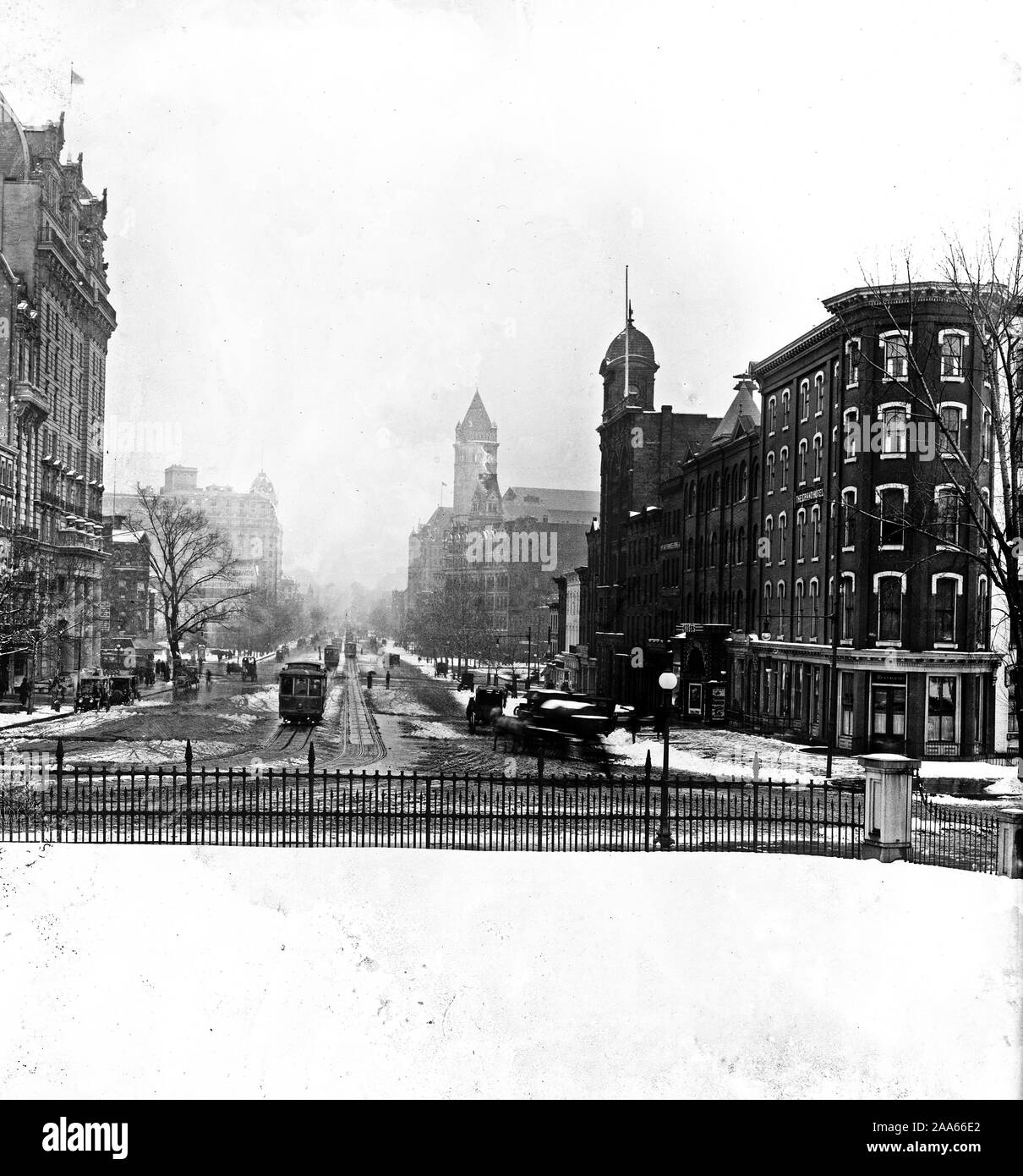Pennsylvania Avenue street scene in Washington D.C. on snowy day ca. 1910-1920 Stock Photo
