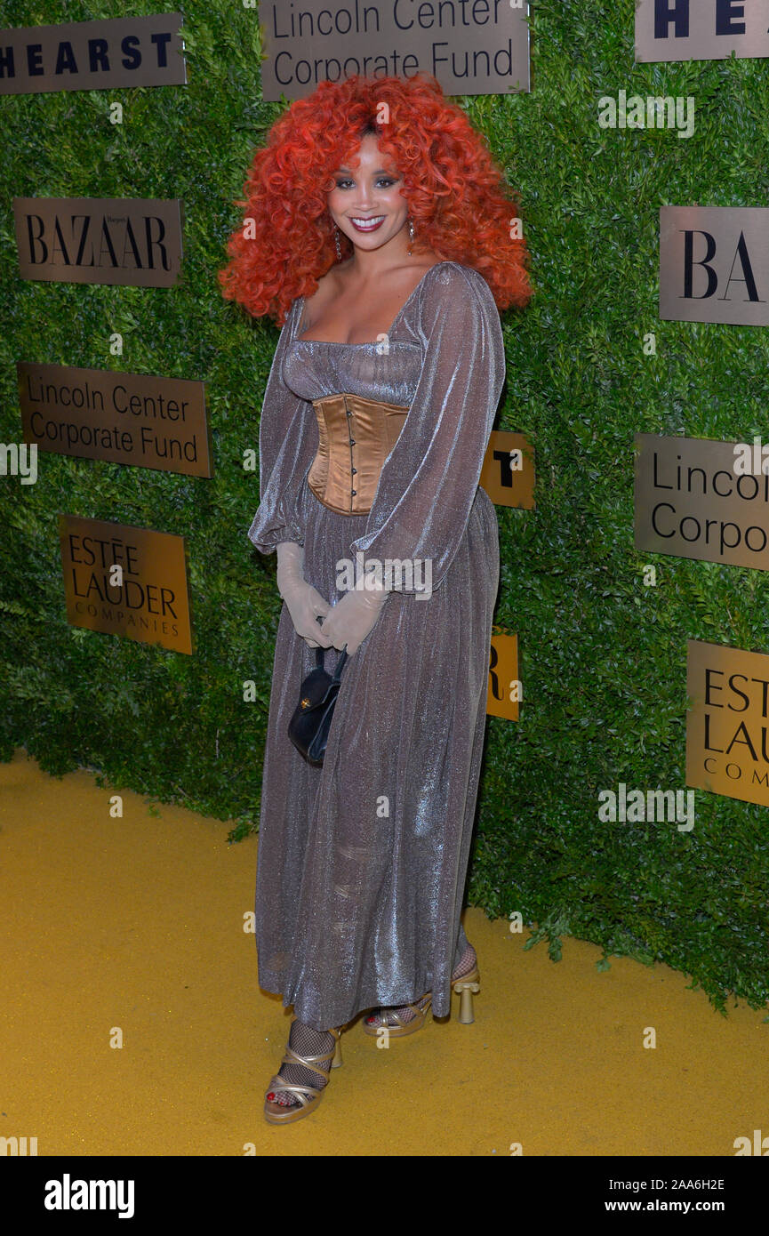 NEW YORK, NY - NOVEMBER 18: Jillian Hervey of Lion Babe attends the