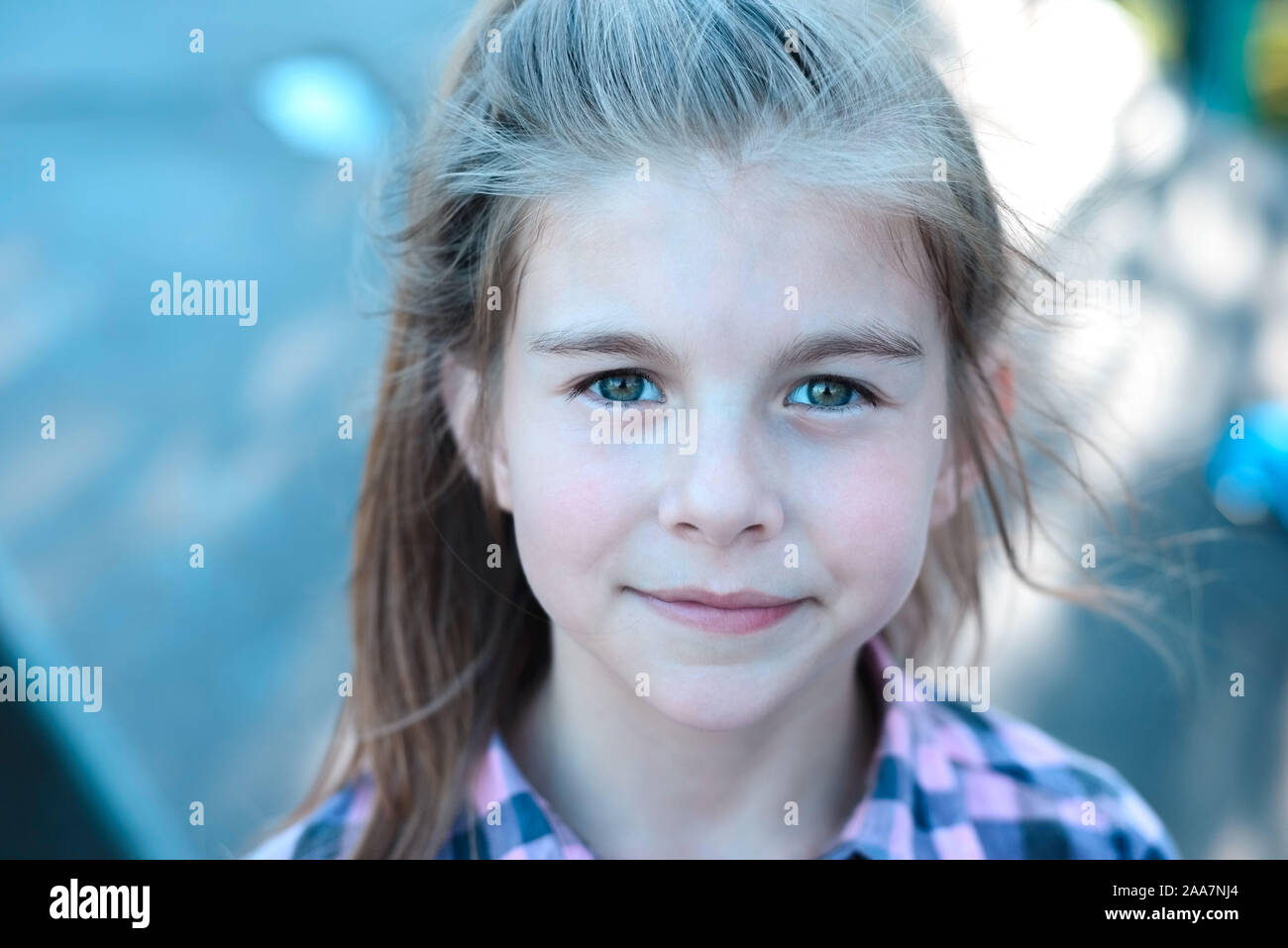 portrait of a beautiful teenage girl looking at the camera Stock Photo ...