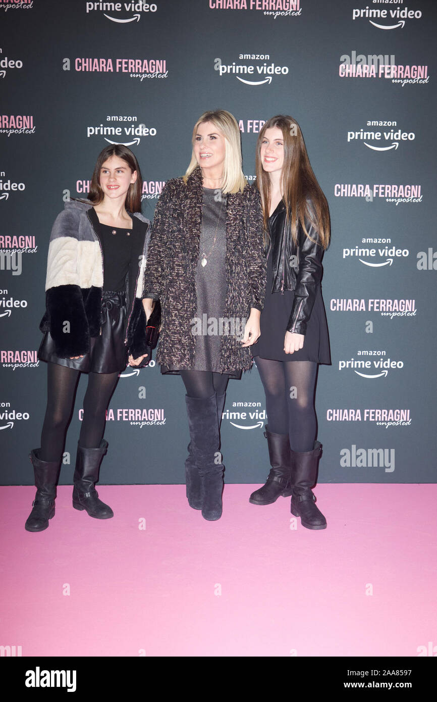 Italy, Italy. 19th Nov, 2019. Federica De Denaro and his doughter Bianca  and Viola walking the "pink carpet for the premiere of the Chiara Ferragni  docufilm "Chiara Ferragni Unposted" hosted in Auditorium