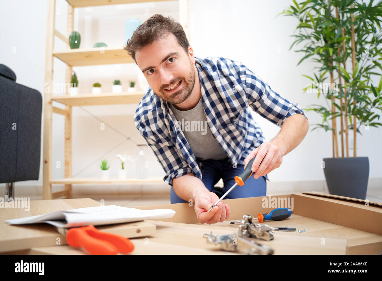 Assembly instructions hi-res stock photography and images - Alamy