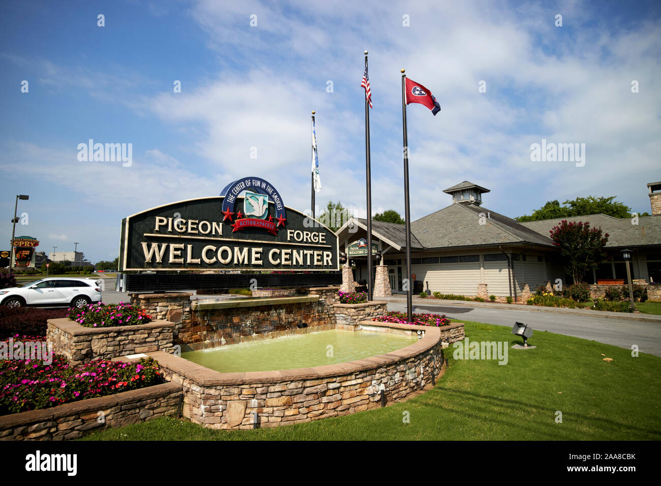 pigeon forge welcome center tennessee usa Stock Photo - Alamy