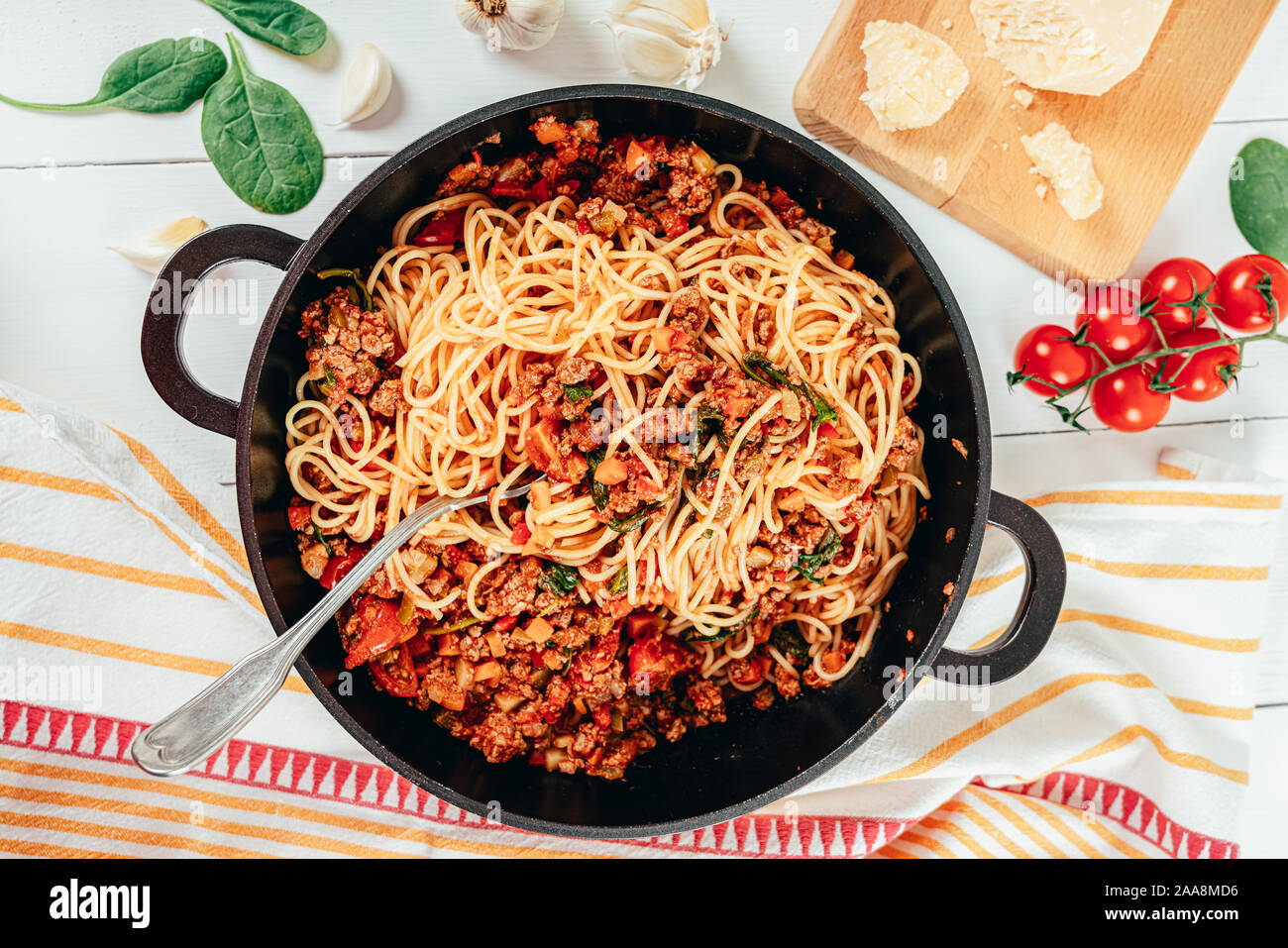 Spaghetti Bolognese With Carrots, Pepper and Courgette Stock Photo - Alamy