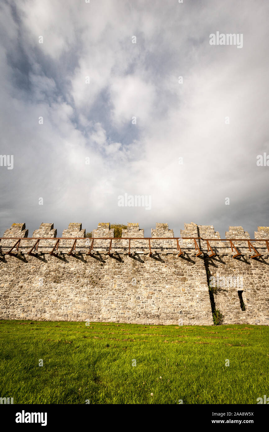 Castle Walls. Generic battlement detail from the exterior walls of a ...