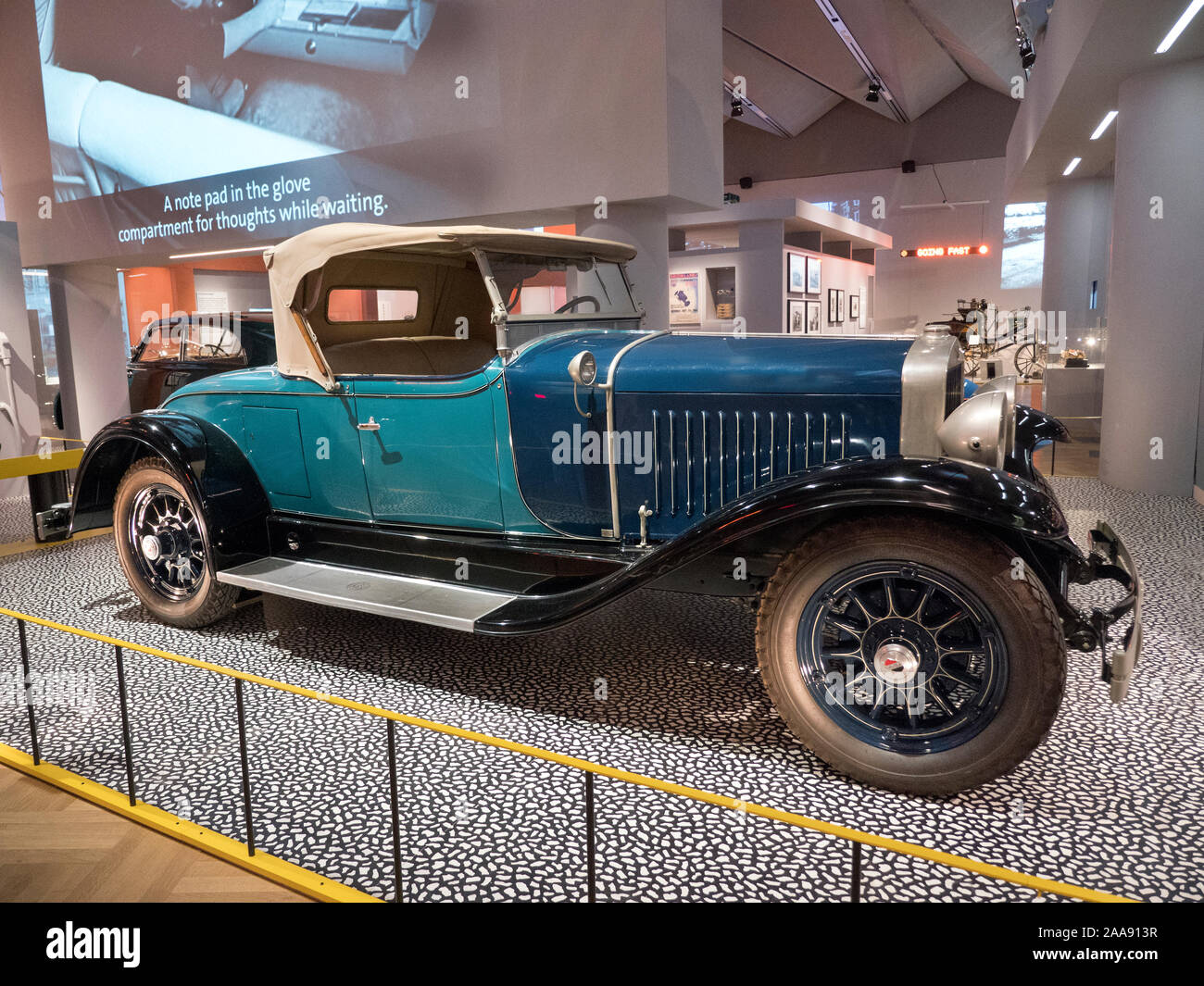 Auto Show High Resolution Stock Photography And Images Alamy