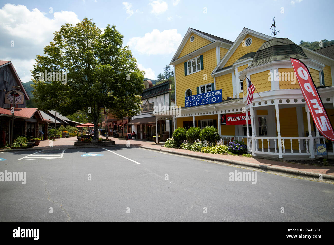 shops and stores at saunooke cherokee reservation north carolina usa Stock Photo