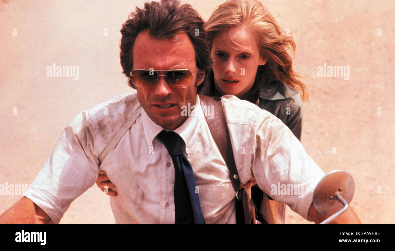 The Gauntlet 1977 Warner Bros Film With Clint Eastwood And Sondra Locke Stock Photo Alamy